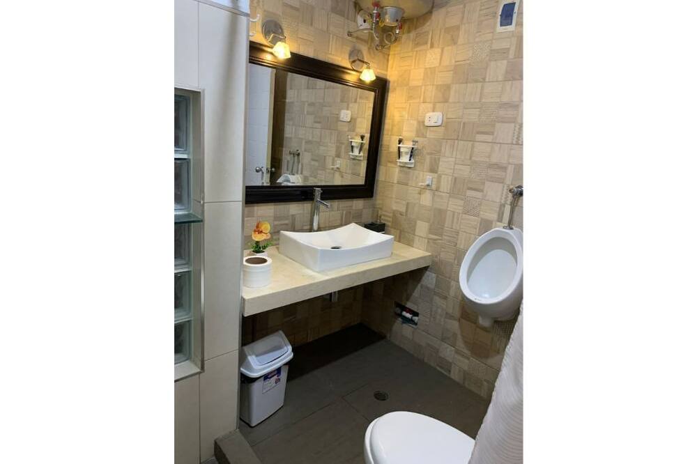 Photo of Bathroom in Brena