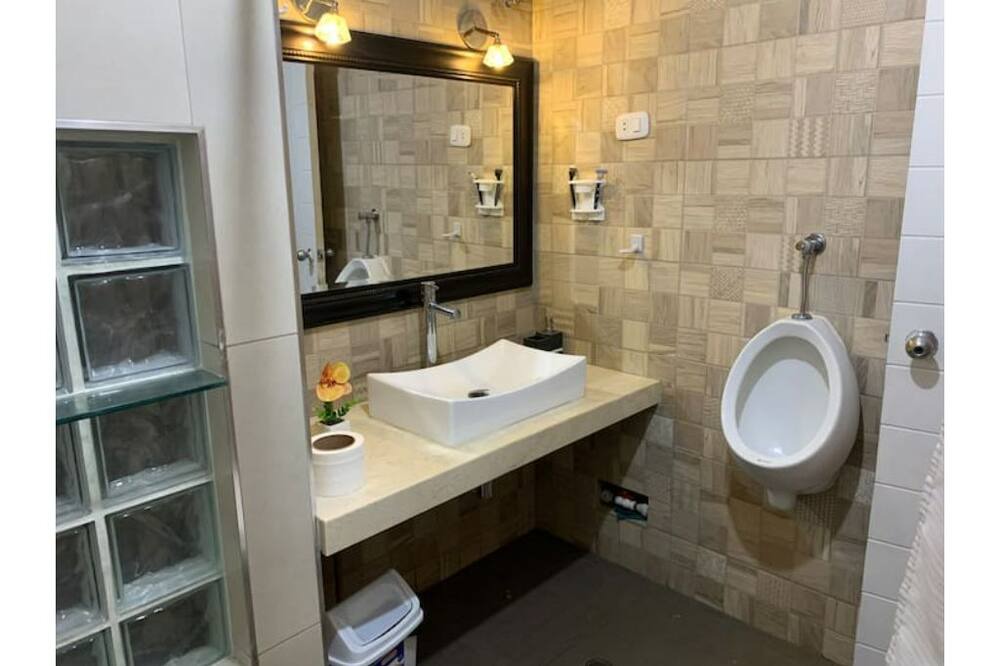 Photo of Bathroom in Brena
