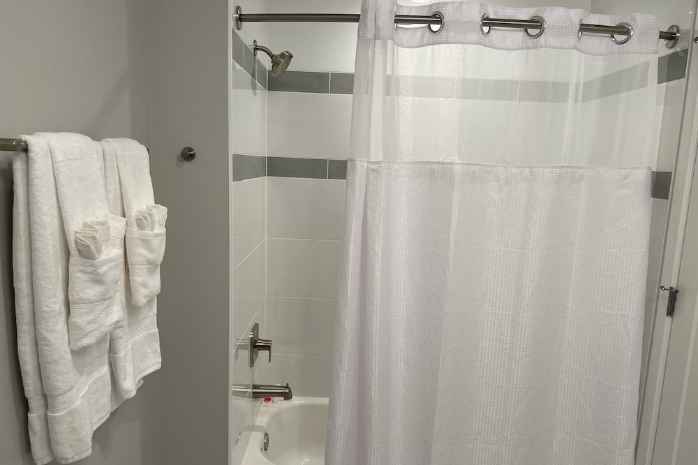 Photo of Bathroom in Rush and Division