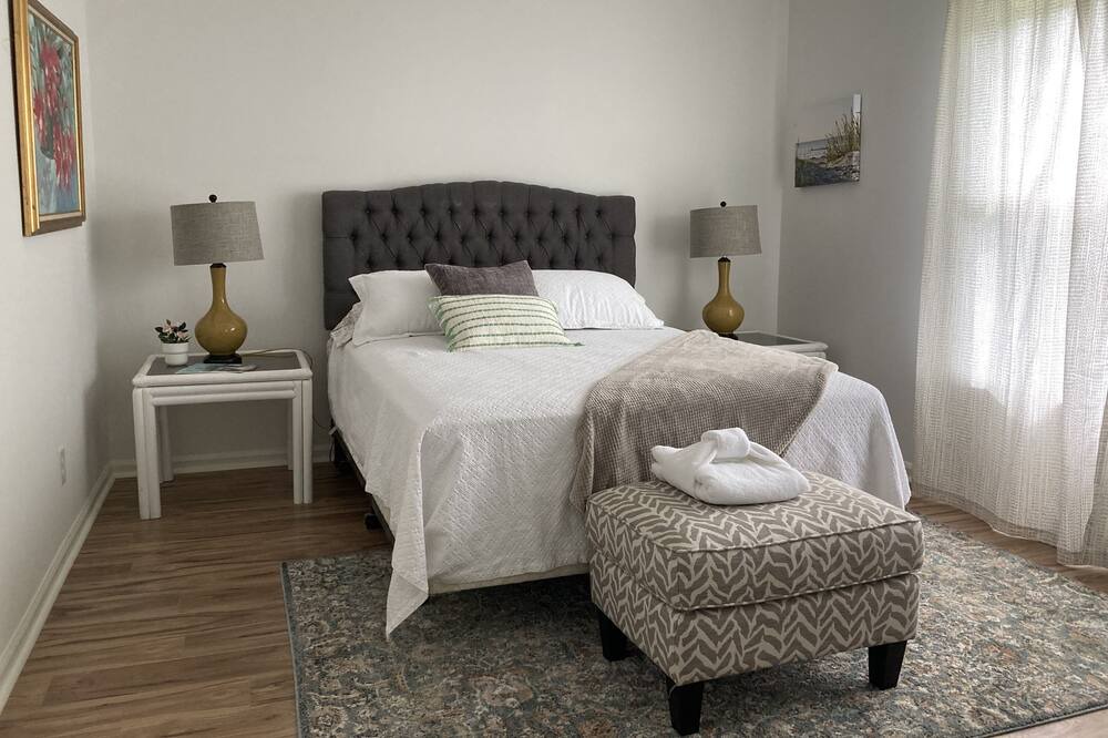 Photo of Bedroom in Ladson