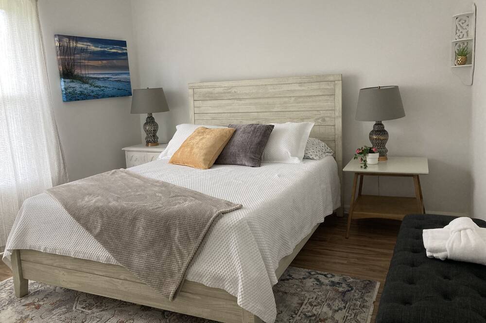 Photo of Bedroom in Ladson