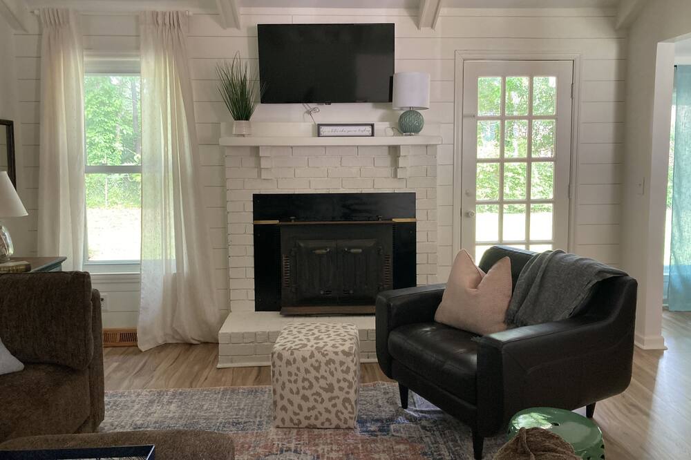 Photo of Livingroom in Ladson