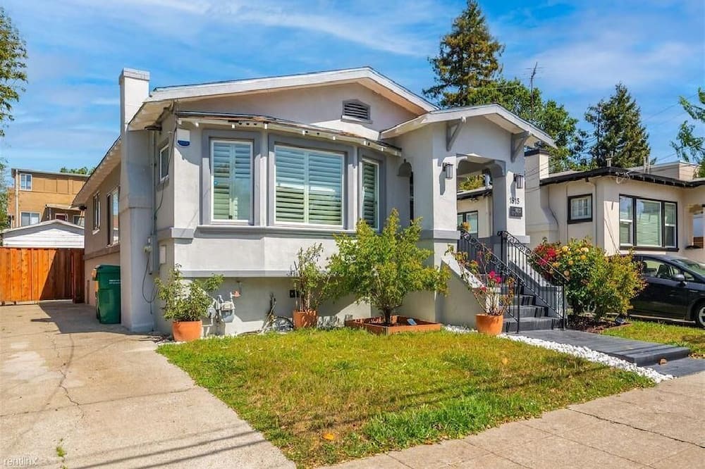 Photo of Outdoor in South Berkeley