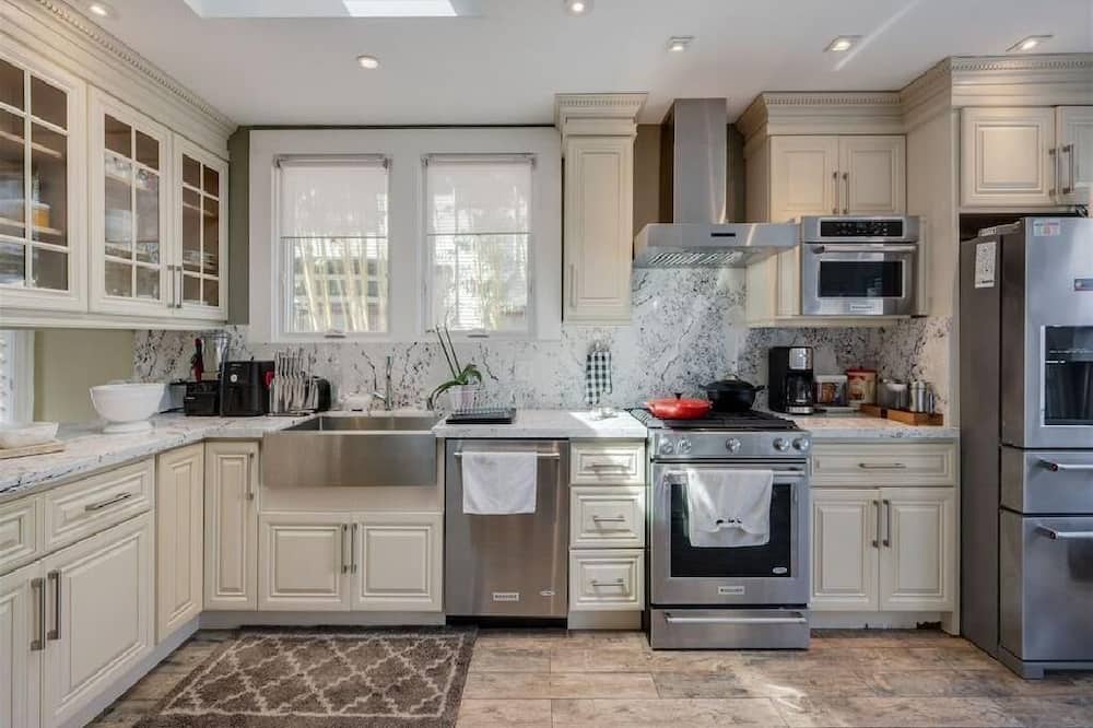 Photo of Kitchen in South Berkeley