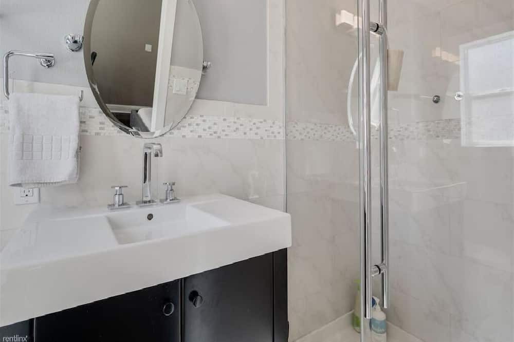 Photo of Bathroom in South Berkeley