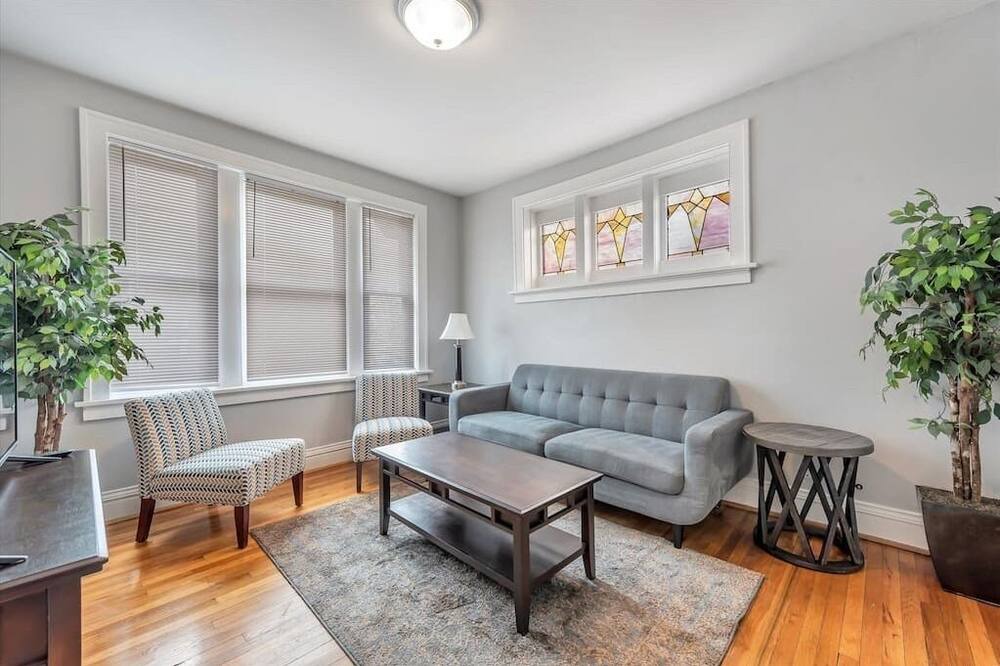 Photo of Bedroom in Southwest Garden