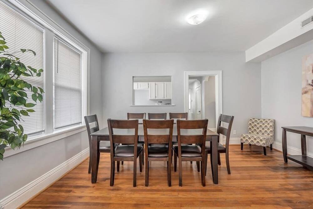 Photo of Bedroom in Southwest Garden