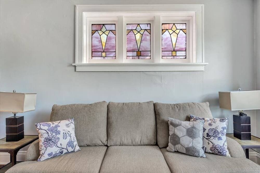 Photo of Livingroom in Southwest Garden