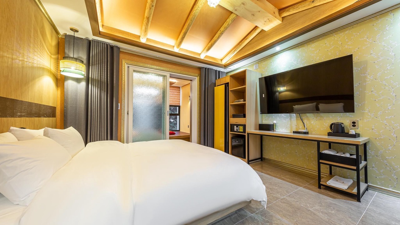 Photo of Bedroom in Witchabu-ri
