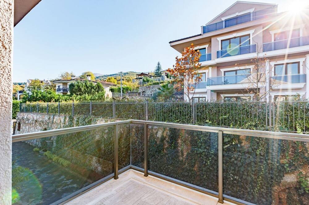 Photo of Patio Balcony in Masukiye