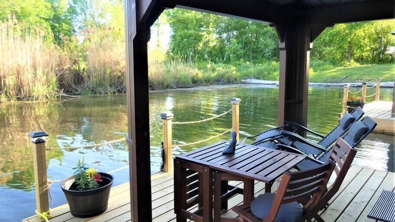 Photo of Patio Balcony in Saint-Paul-de-l'Ile-aux-Noix