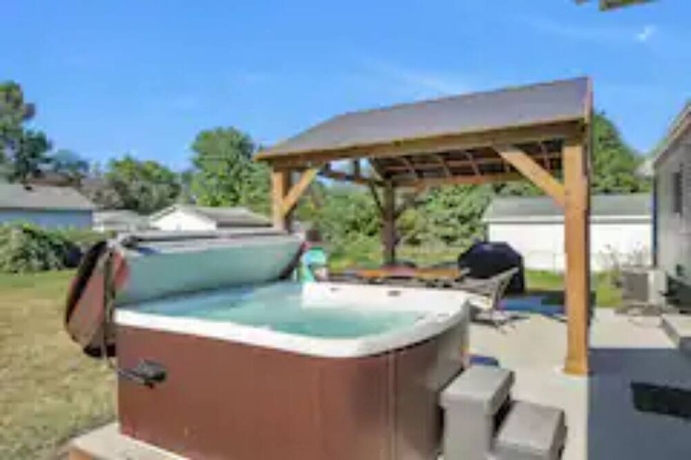 Photo of Outdoor in Northview