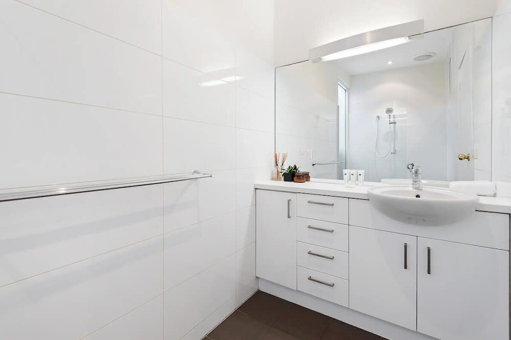 Photo of Bathroom in Williamstown
