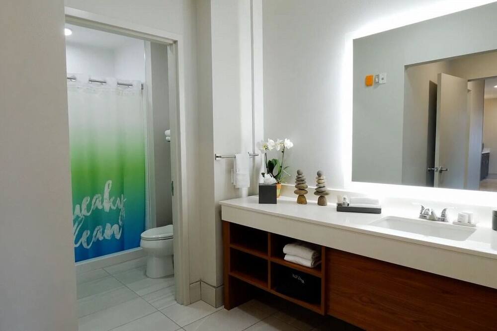 Photo of Bathroom in Circleville
