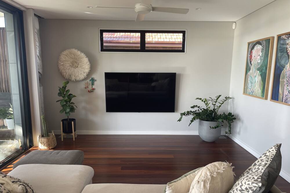 Photo of Livingroom in Narraweena