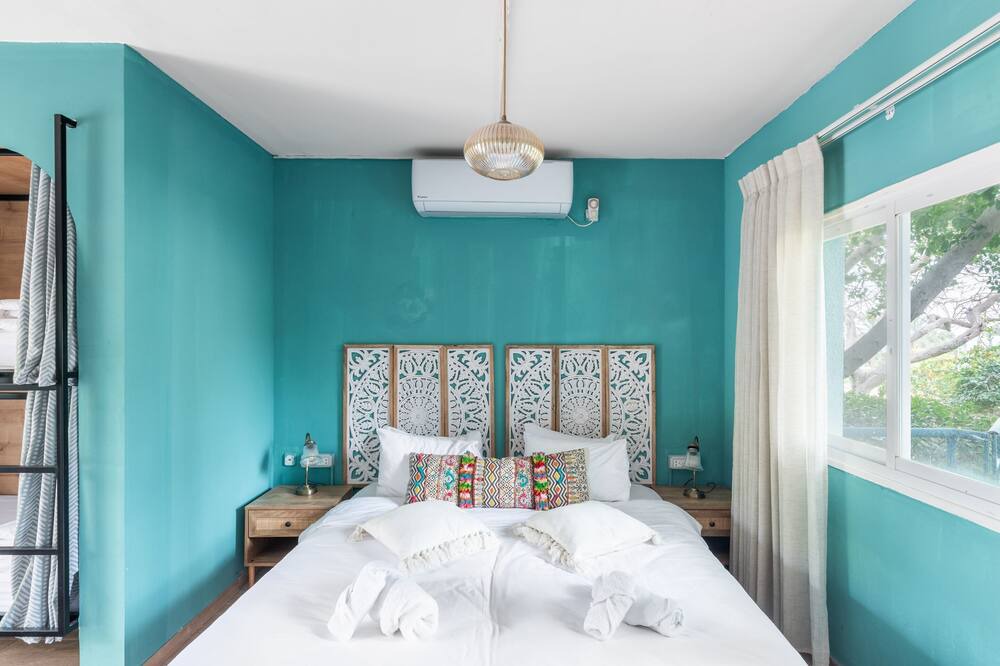 Photo of Bedroom in Almog