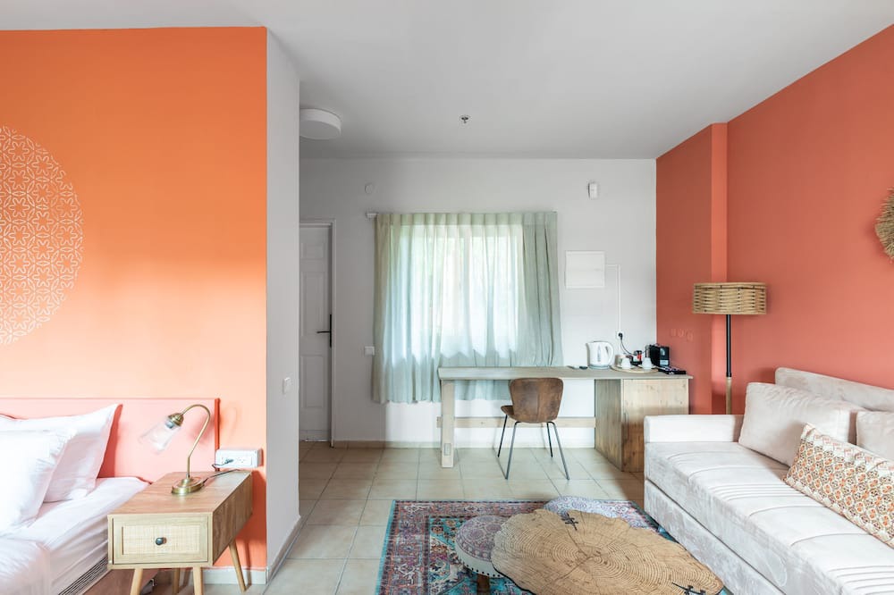 Photo of Bedroom in Almog