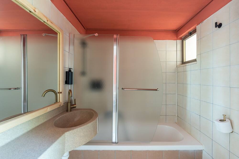 Photo of Bathroom in Almog