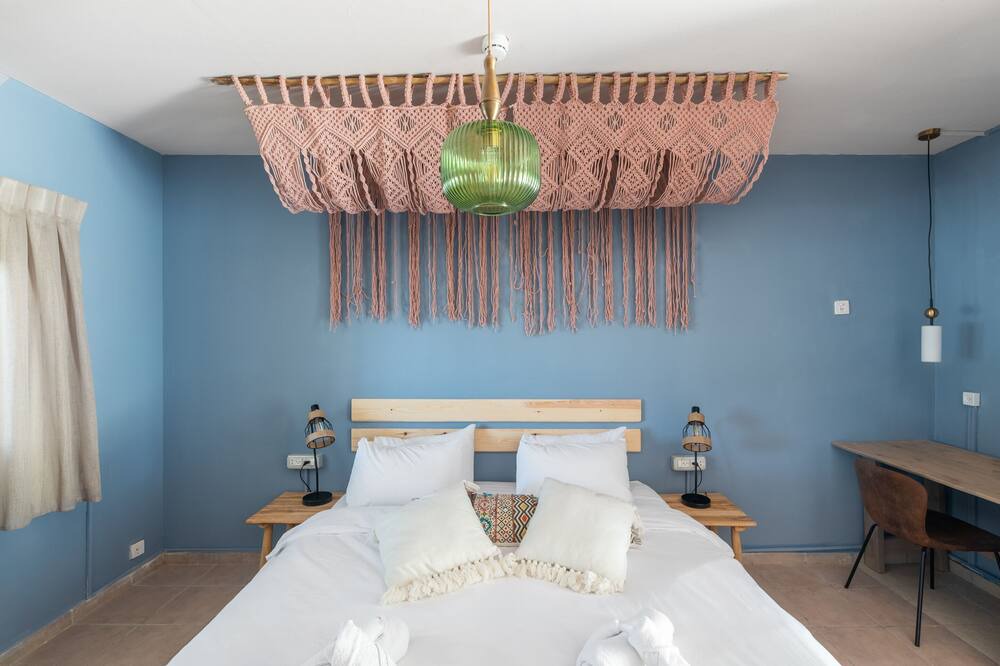 Photo of Bedroom in Almog