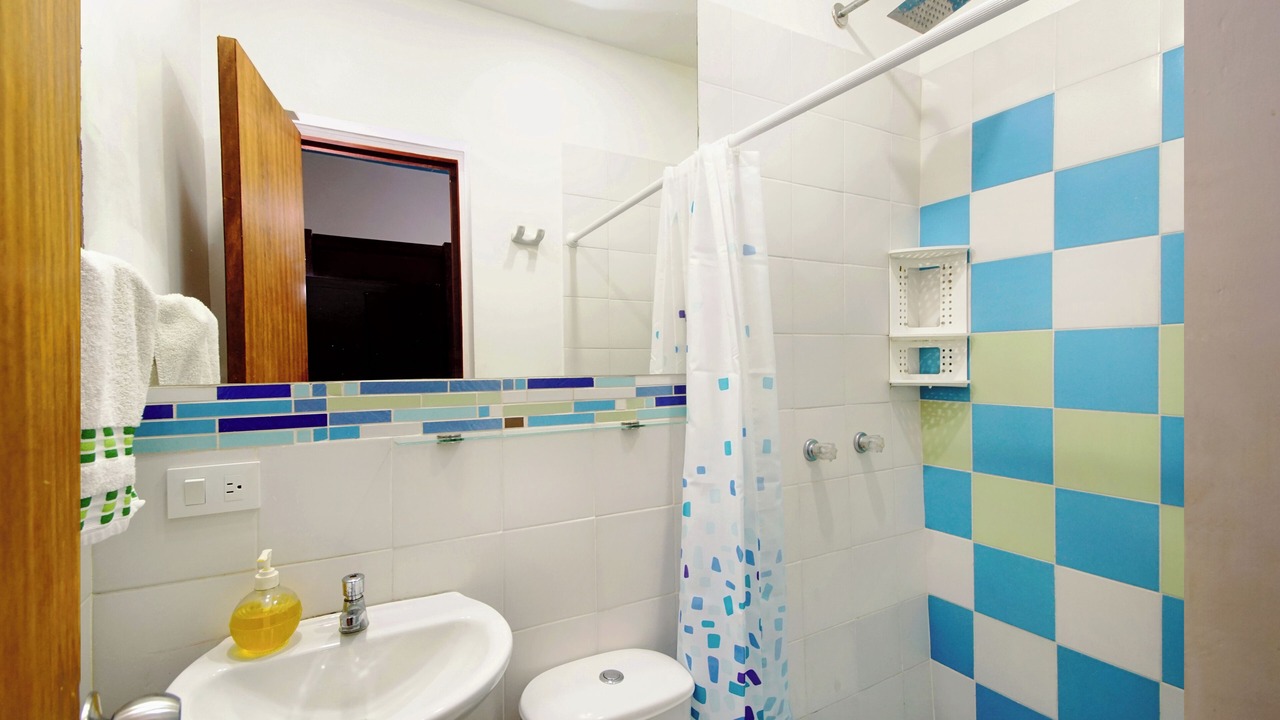 Photo of Bathroom in Cali