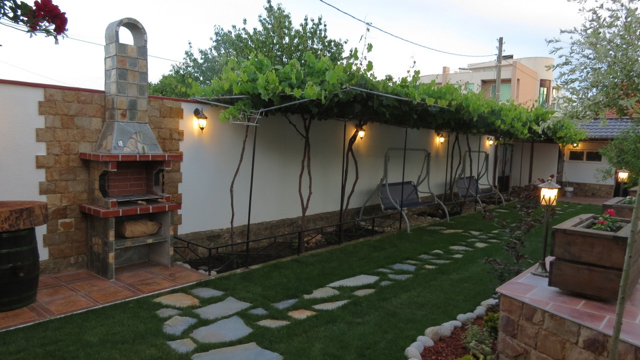 Photo of Outdoor in Saints Constantine and Helena