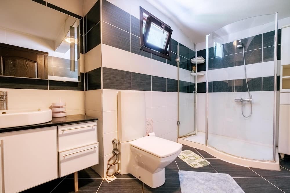 Photo of Bathroom in Derbent