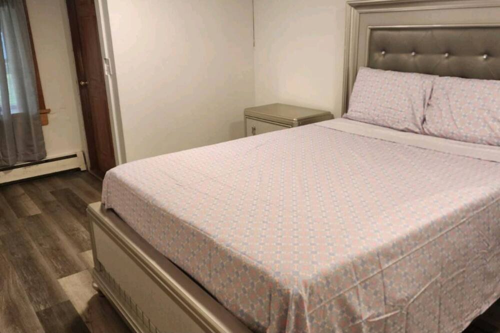 Photo of Bedroom in Montville