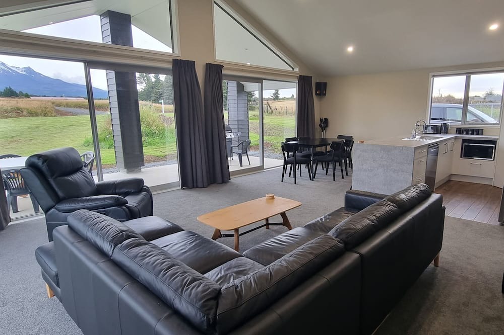 Photo of Livingroom in Horopito
