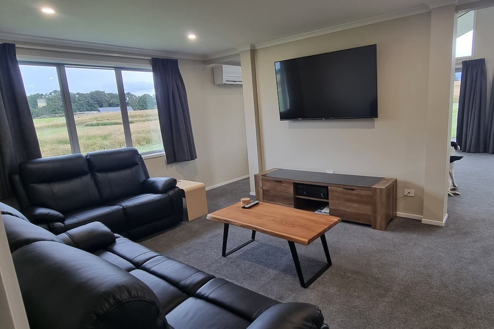 Photo of Livingroom in Horopito