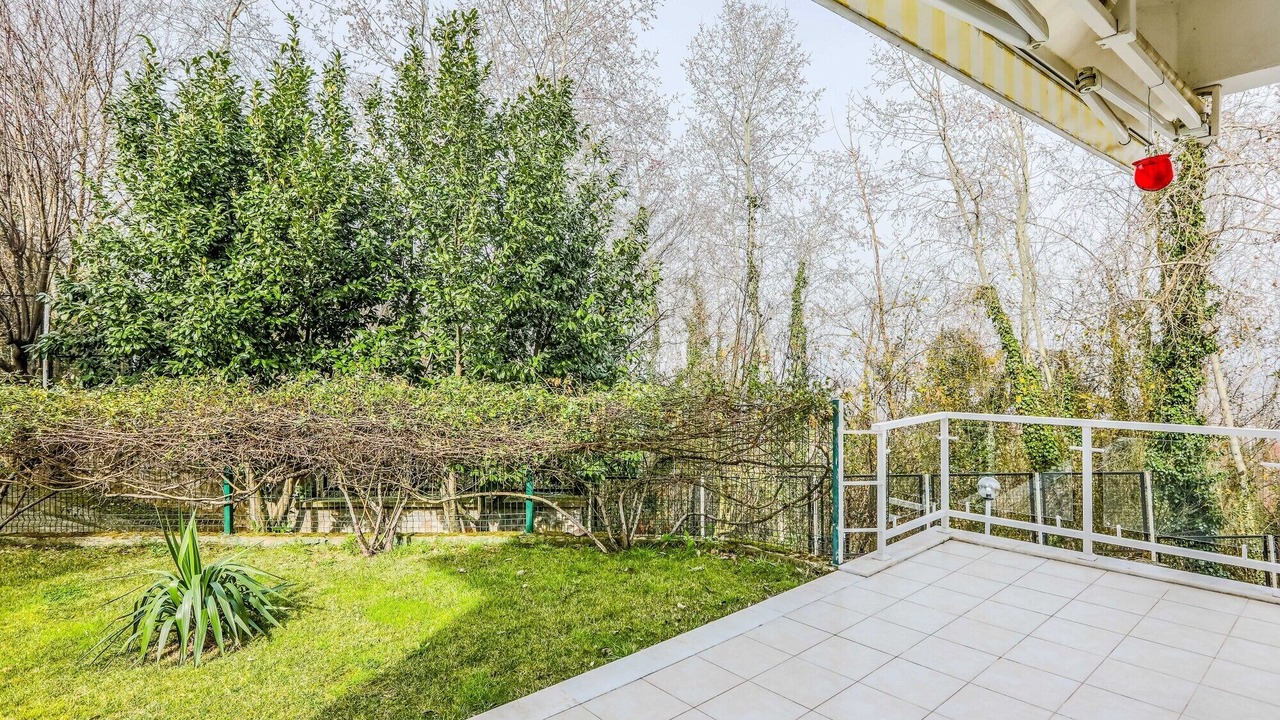 Photo of Outdoor in Masukiye