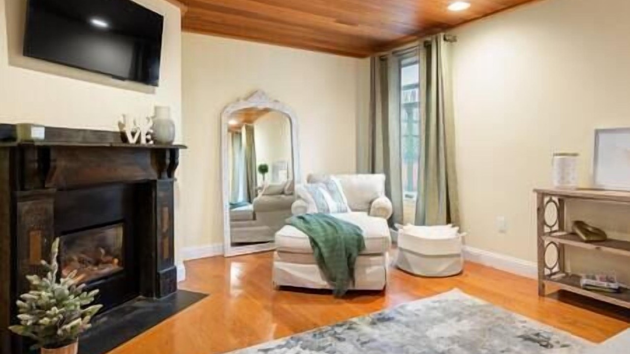 Photo of Livingroom in East Lyme