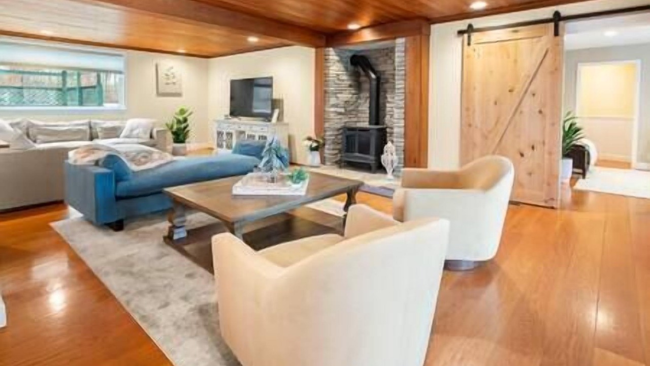 Photo of Livingroom in East Lyme