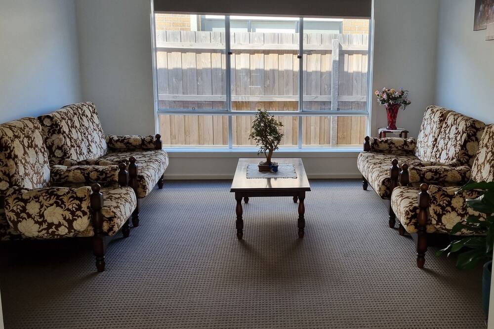 Photo of Livingroom in Armstrong Creek