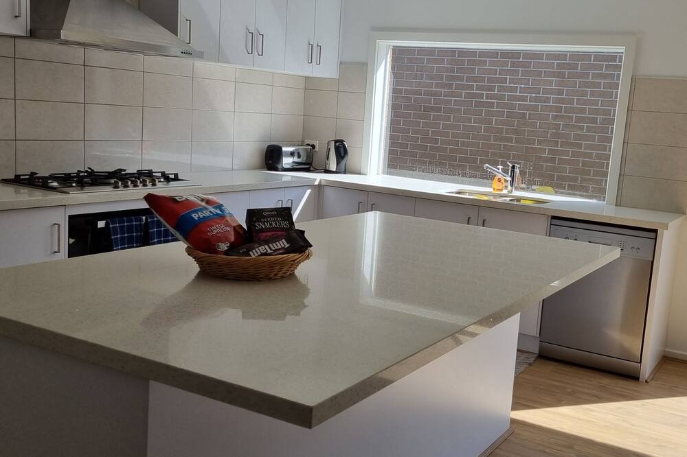 Photo of Kitchen in Armstrong Creek