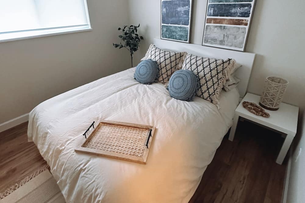 Photo of Bedroom in Fraserview