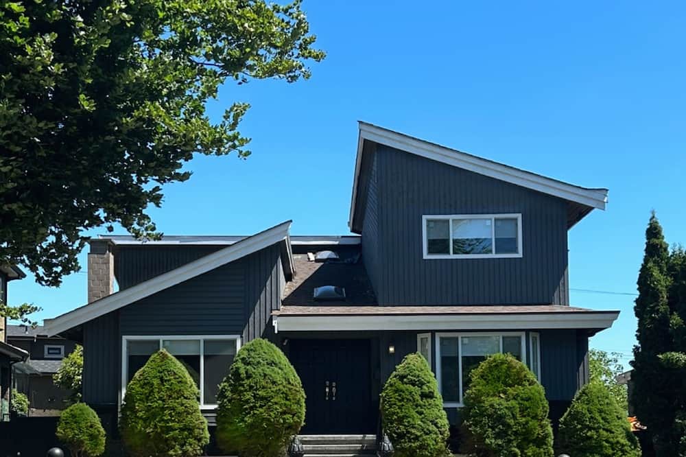 Photo of Outdoor in Fraserview