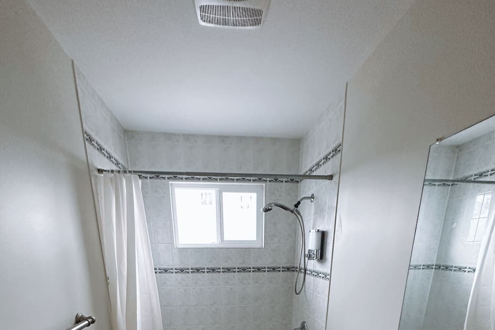 Photo of Bathroom in Fraserview