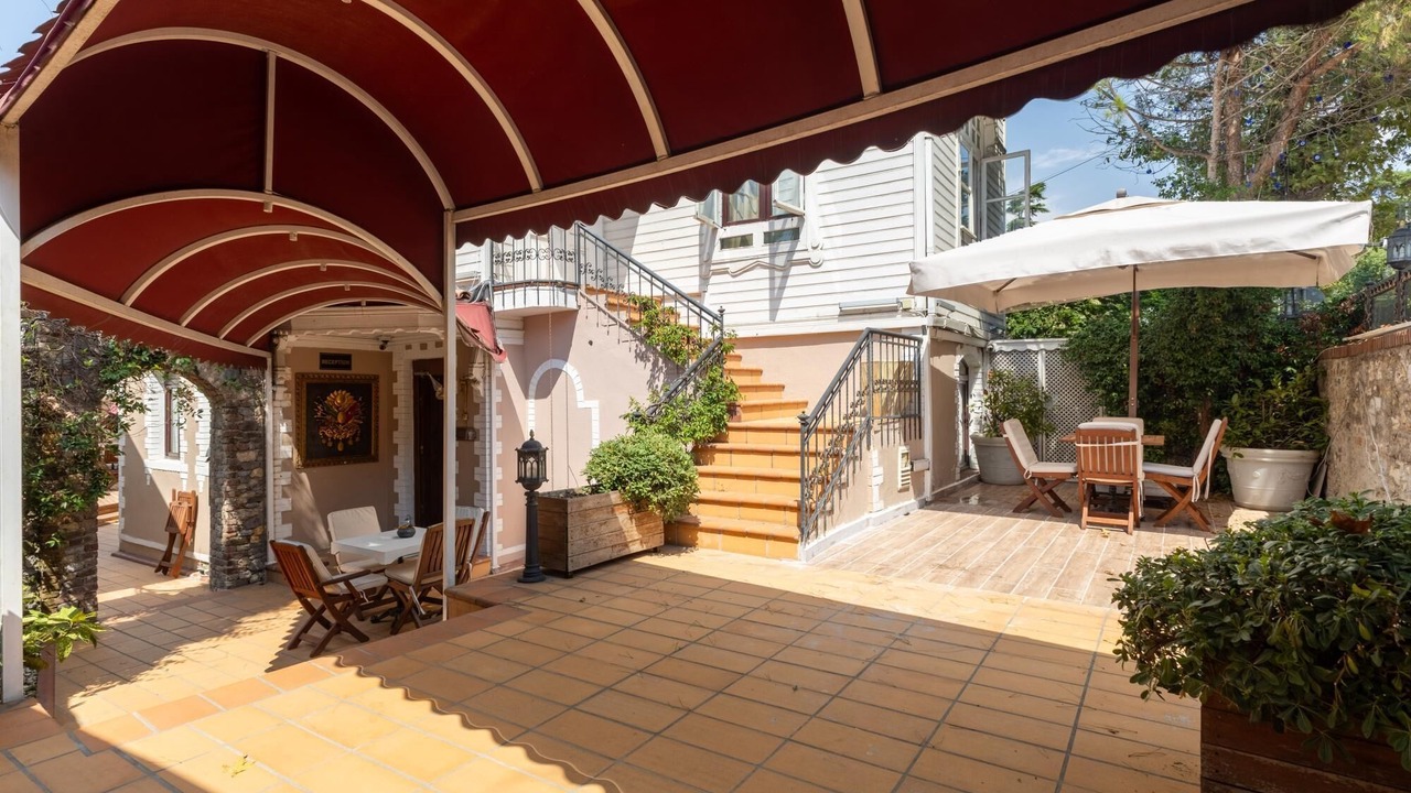 Photo of Patio Balcony in Beylerbeyi