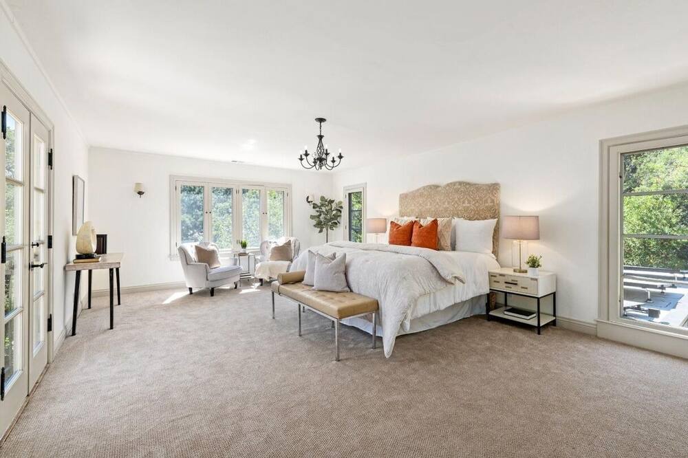 Photo of Bedroom in Farm Hills