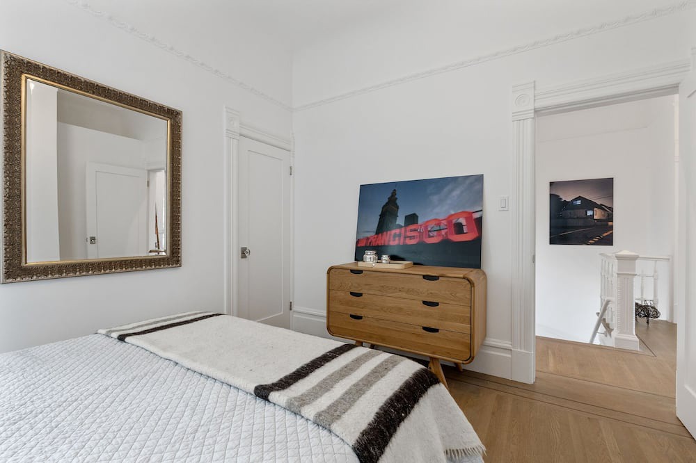 Photo of Bedroom in Duboce Triangle