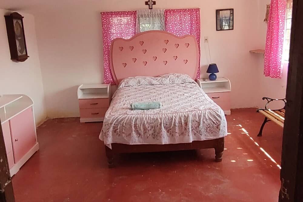 Photo of Bedroom in Tarimbaro
