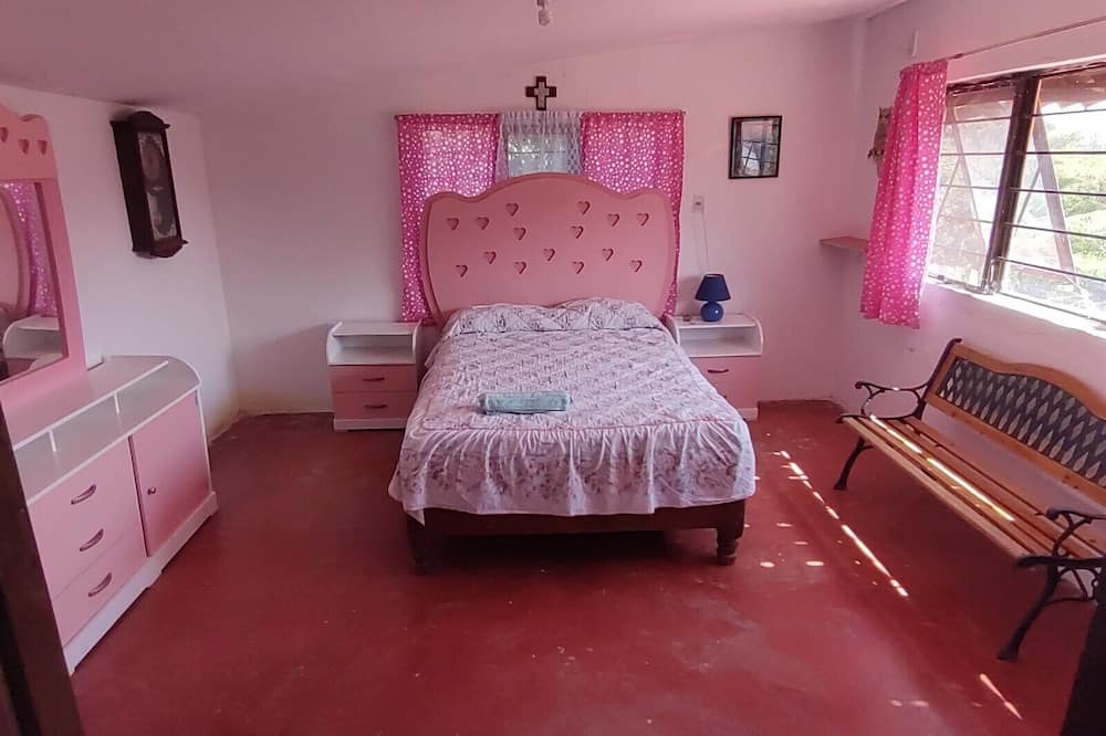 Photo of Bedroom in Tarimbaro