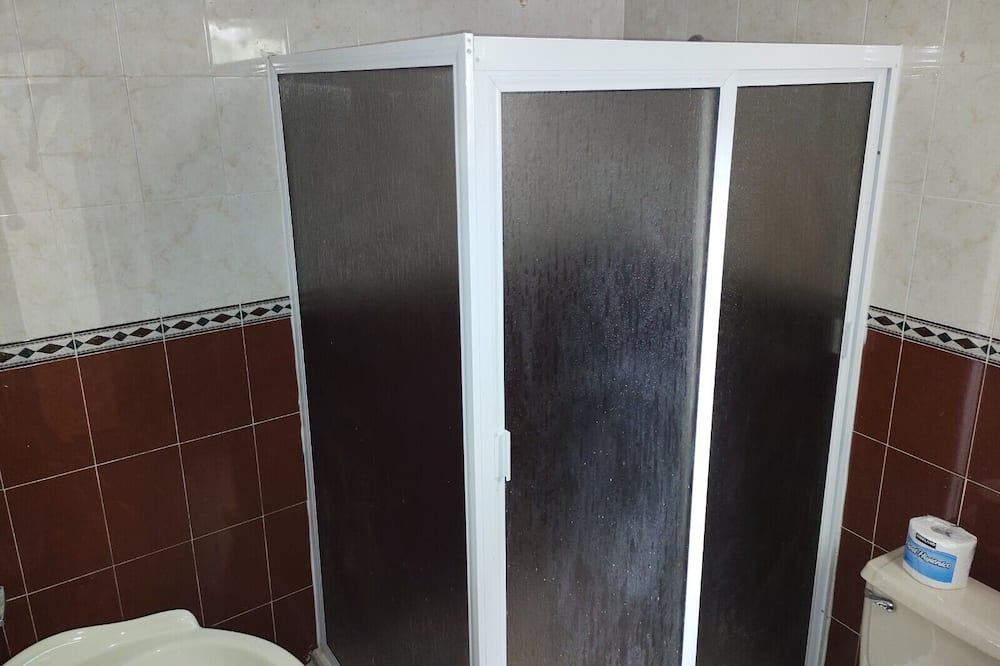 Photo of Bathroom in Tarimbaro
