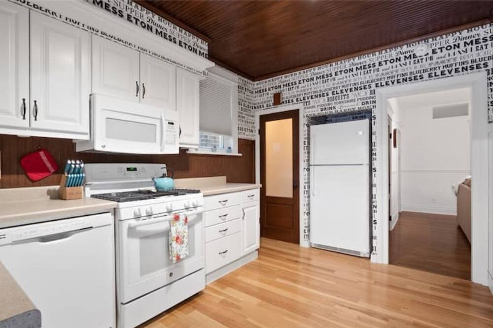 Photo of Kitchen in Southwest Garden