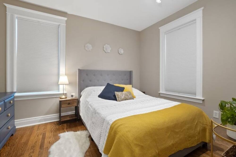 Photo of Bedroom in Southwest Garden
