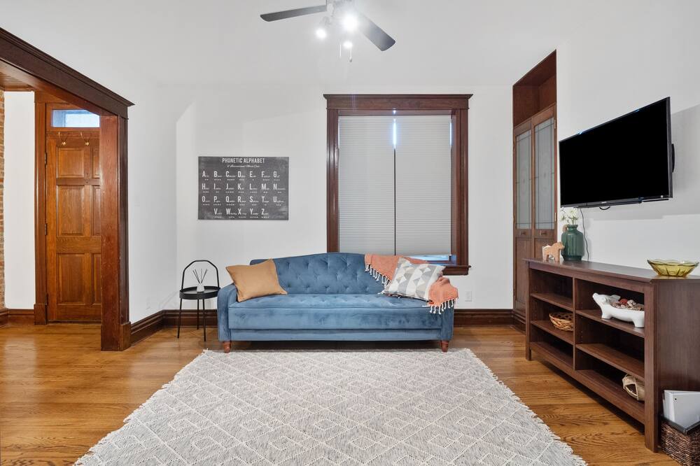 Photo of Bedroom in Southwest Garden