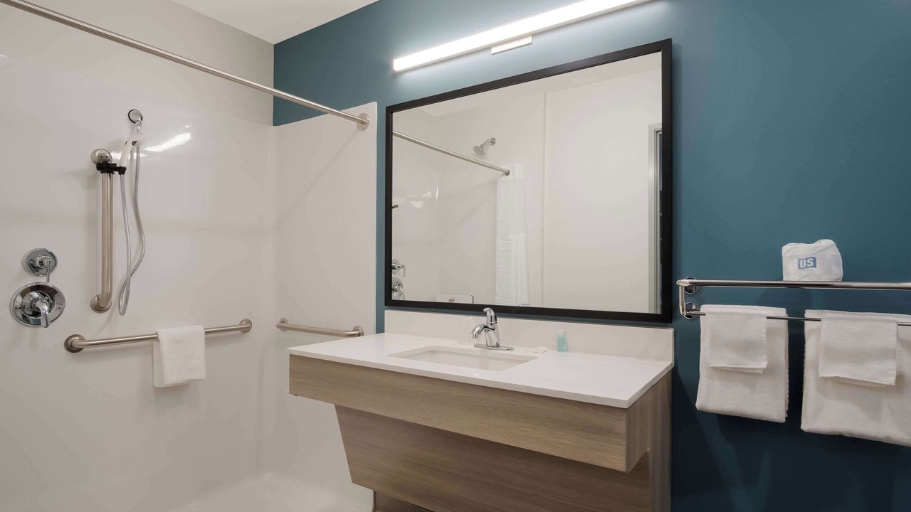 Photo of Bedroom in East Paris