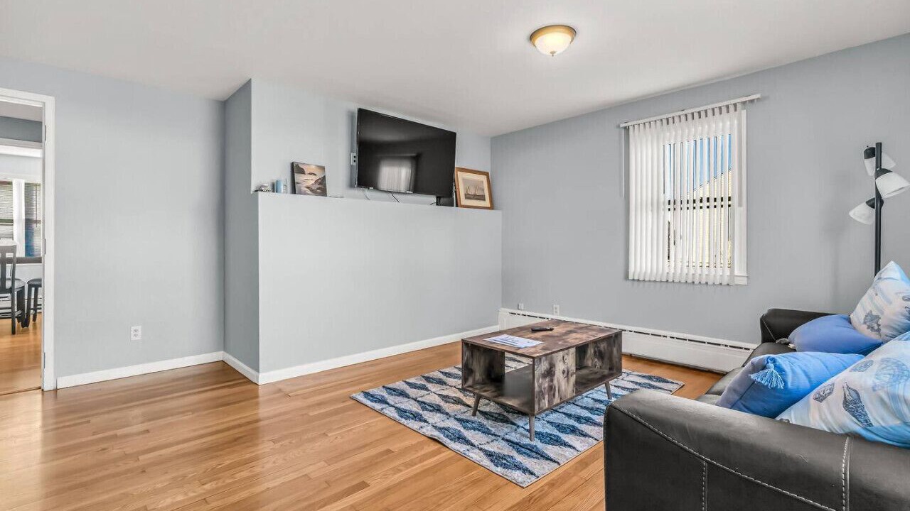 Photo of Livingroom in North Haven