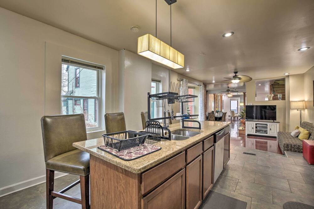 Photo of Kitchen in North Kenwood