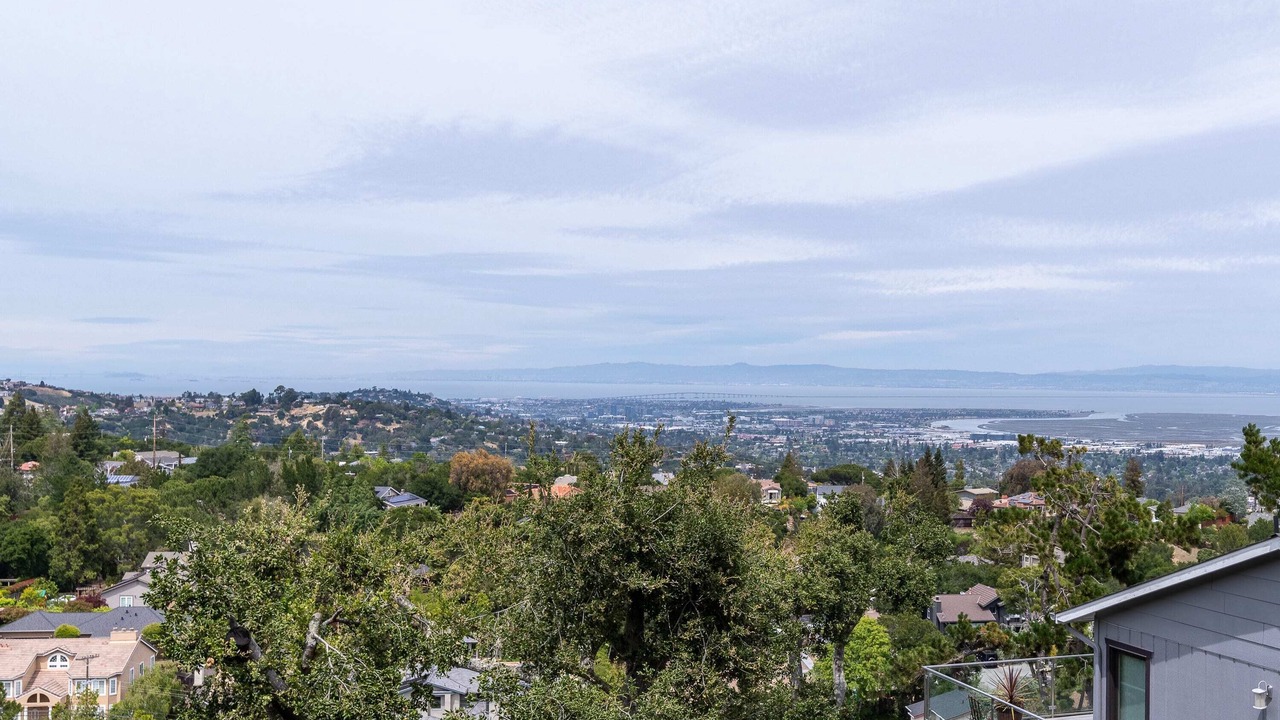 Photo of Outdoor in Farm Hills